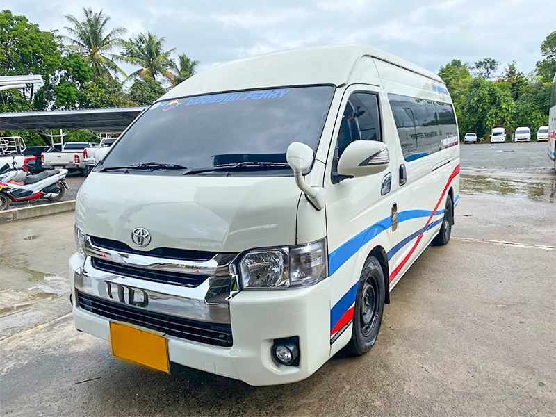 Minivan Boonsiri