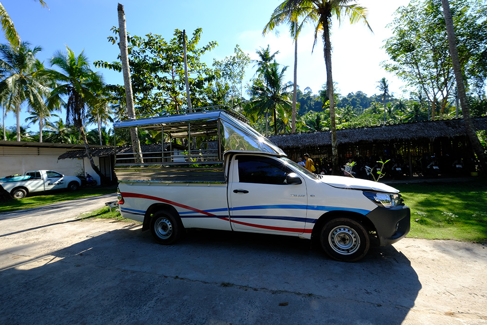 การเดินทางบนเกาะกูด ข้อมูลเกาะ - Boonsiri High Speed Catamaran - We Do  Offer Our Customers With High Speed Catamaran Cruise Via Various Routings  In Trat Area: Koh Mak, Koh Kood And Trat (Laem Sok